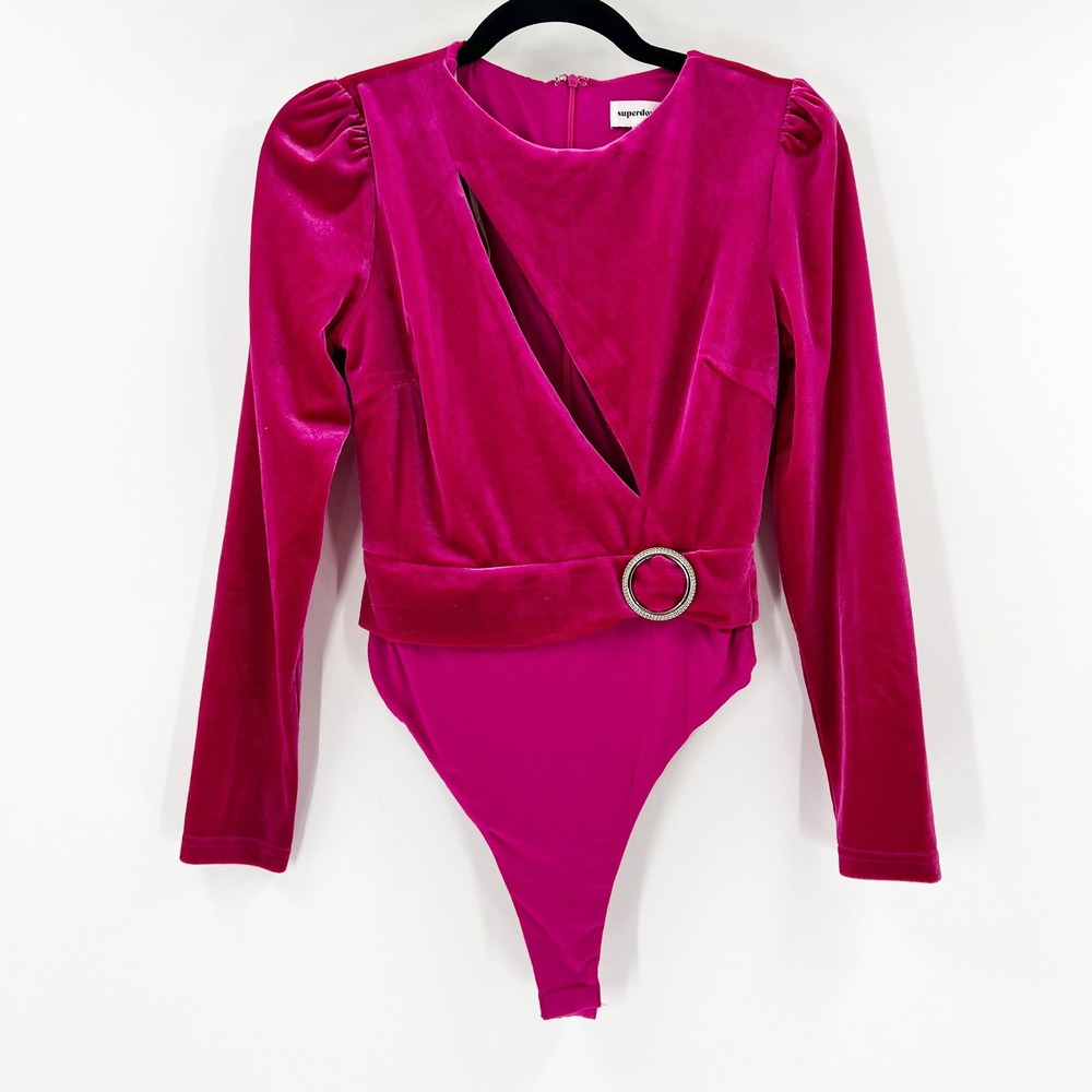 Superdown Velvet Cutout Bodysuit‎ Long Sleeve Rhinestone Buckle Pink Size S